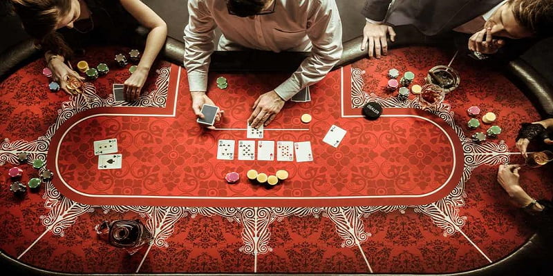Mẹo chơi bài poker dễ thắng từ các cao thủ